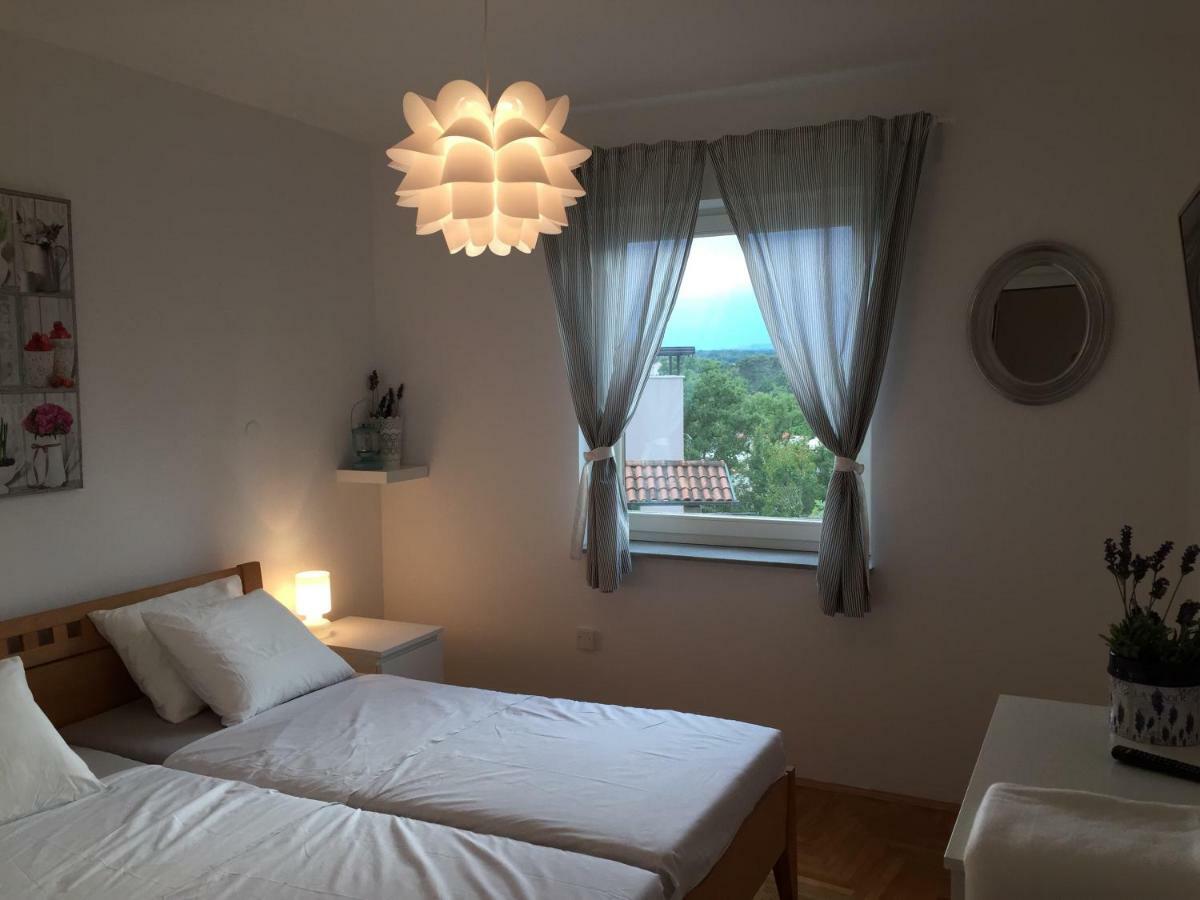 Apartments Papalinna 2 By Moro Đảo Krk Ngoại thất bức ảnh