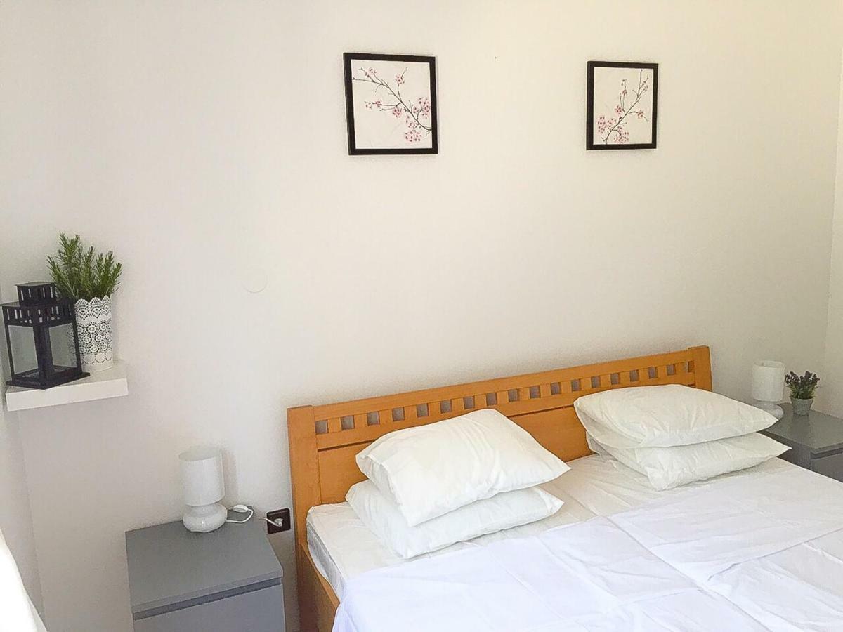 Apartments Papalinna 2 By Moro Đảo Krk Ngoại thất bức ảnh